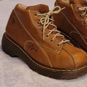 Dr. Martens Vintage Leather Boots Ankle Size 8 Floral